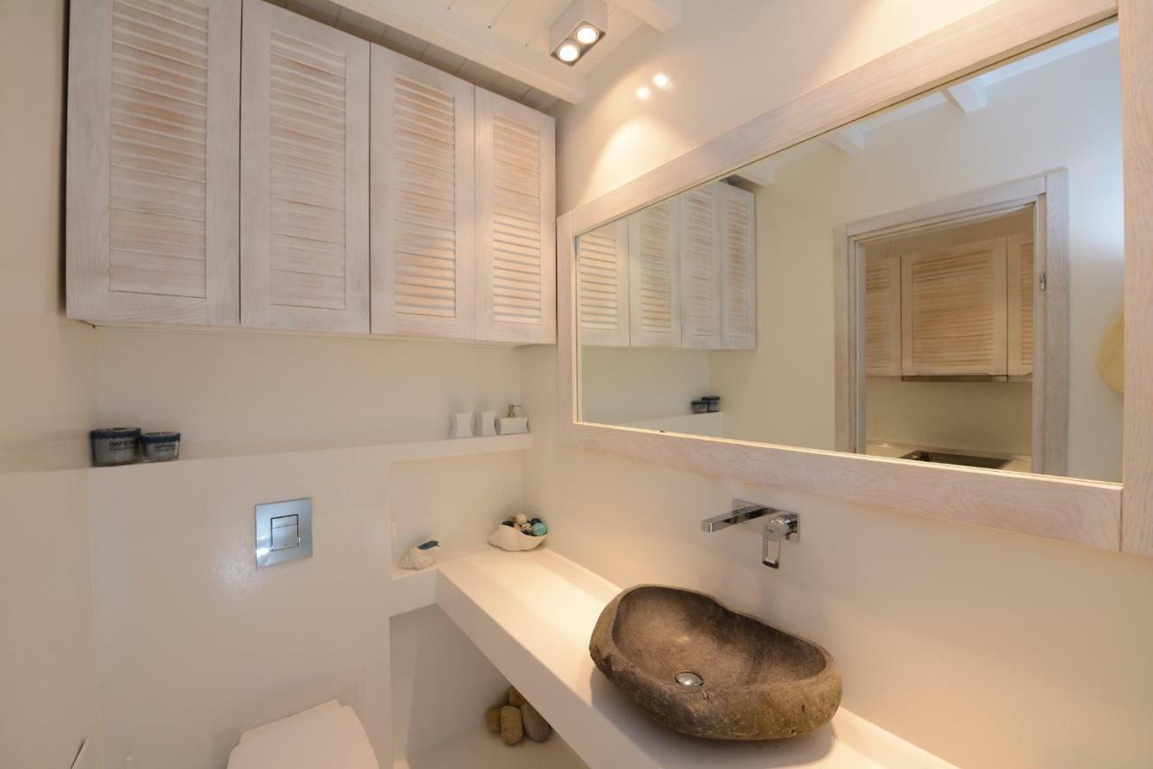 Luxury White Maisonette كالافاتيس المظهر الخارجي الصورة